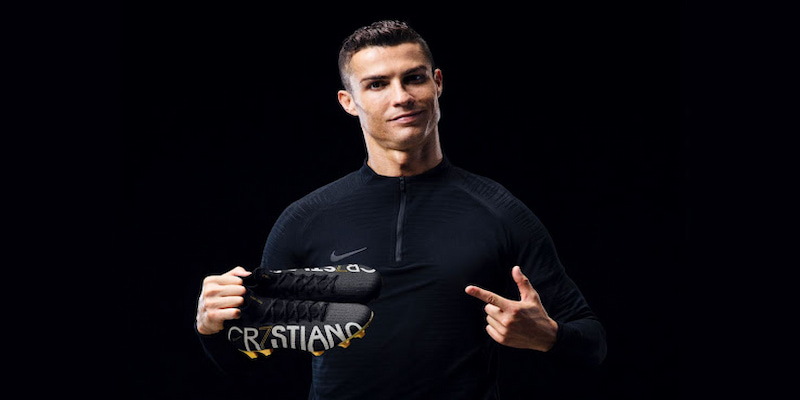 Cristiano Ronaldo là cầu thủ có giá trị thương hiệu cực cao