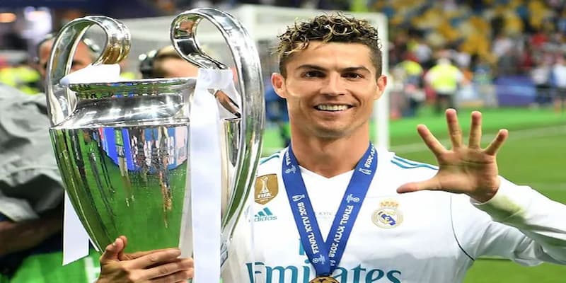 Real Madrid với thương vụ lịch sử Cristiano Ronaldo